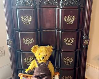 An incredible late 1800s Mahogany chest with side locking rails and attached mirrors!  FINE!