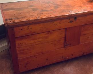 This pine trunk is amazing and the patina is beautiful circa 1680-1700!!!!