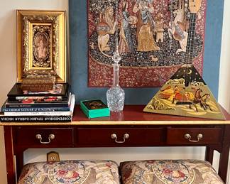 Lovely English table and stools 