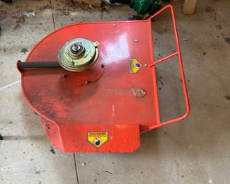 Finish mower for a Dr equipment machine 