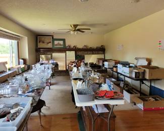 1 of 6 rooms with item for sale