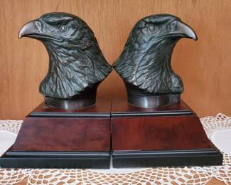 Eagle book ends