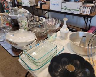 Houseware items and small appliances
