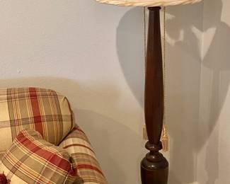 Excellent Vintage Floor Lamp with Long lighting cloth pulls ( one pull for each bulb )
