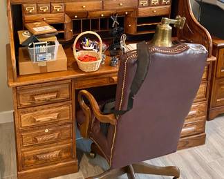 Fantastic Condition is this "Winners Only" High End Roll Top Desk. Has original keys and lots of cubby holes.
