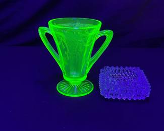 Anchor Hocking Uranium Cameo Sugar & Blue Salt