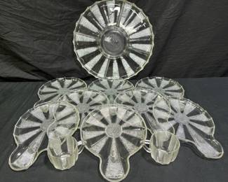 Jeanette Dew Drop Divided Plate & Lunch Plates