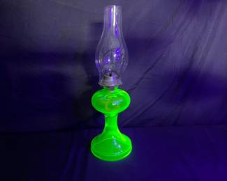 VTG Uranium Glass Oil Lamp with Chimney