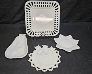 VTG Westmoreland, Hazel Atlas + Milk Glass Plates