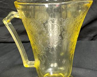 Deperssion Hazel Atlas Florentine Yellow Pitcher