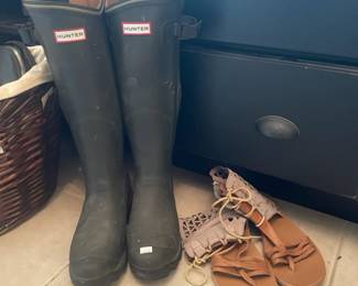 Women's shoes