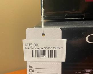 Nikon Coolpix S6100 Camera