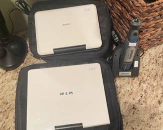 Philips Portable DVD player DCP750/37, Philips Portable DVD player PET708/37
