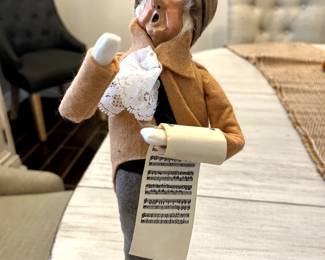 Byers Choice Christmas Carolers