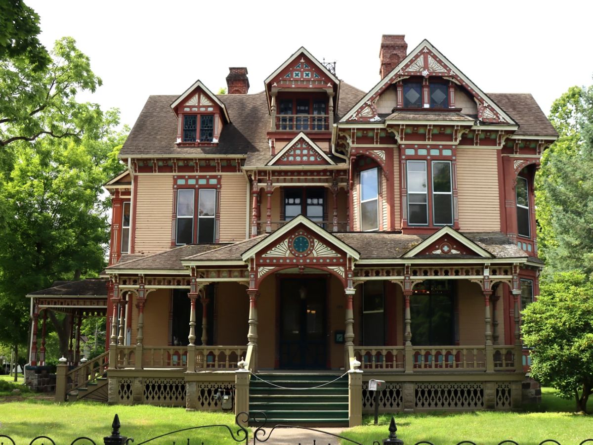 Coldwater Victorian Mansion Contents - Online Only Auction