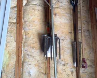 Large rake and short handle fork