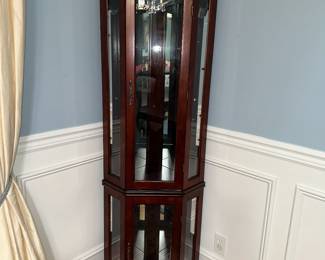 Corner curio cabinet