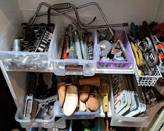HAND TOOLS, SHOE STRETCHES, LICENSE PLATES