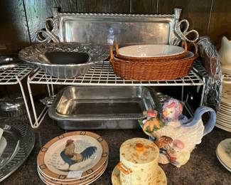 Miscellaneous kitchen items