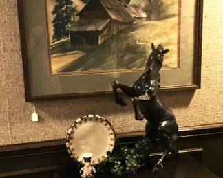 Art by the late Tylerite Artist A.C. Gentry; horse statue