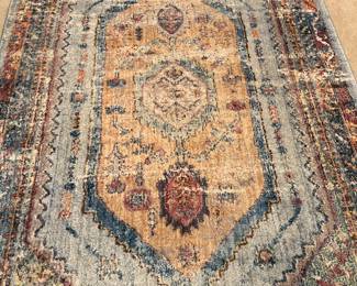 Rug - 4 feet x 6 feet