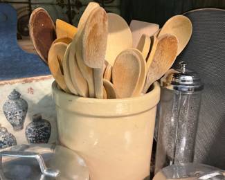 Many wooden spoons