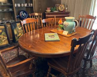 Oval dining table