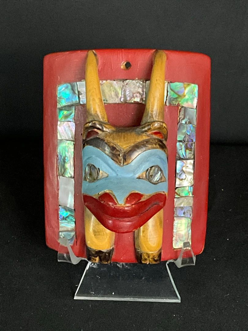 Authenticated Native American Makah Frontlet