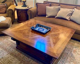 Henredon Cocktail Table