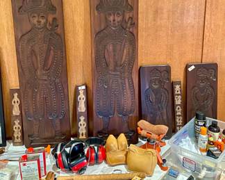 Antique Dutch Cookie molds, various sizes / Black powder rifle supplies / Gun Holsters & Targets / Gun & Shooting Equipment
