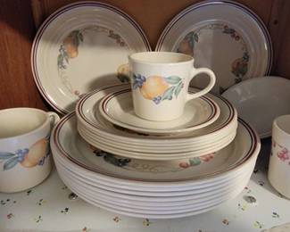 Corelle "Abundance" service for 8