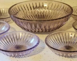 Vintage glass bowl set, purple hue