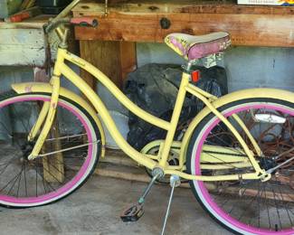 Women's Huffy bicycle