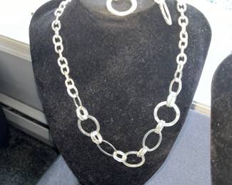 Necklace/earrings matching set