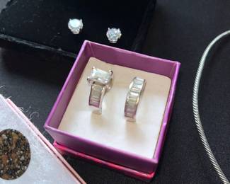 Engagement Ring/Wedding Band Set