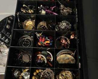 Assorted Earrings/Jewelry