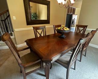 Dining Room Table with 6 Chairs 