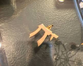 14K Yellow Gold Hebrew Chai Pendant