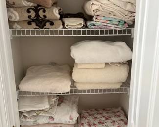 towels/linens
