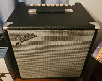 Fender Rumble 40, tested & works amazingly