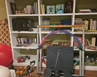 LOTS OF BOOKS & WORKOUT GEAR