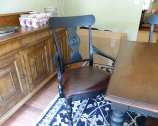 Ethan Allen dining table with 6 chairs & 2 leaves