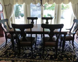Ethan Allen dining table with 6 chairs & 2 leaves