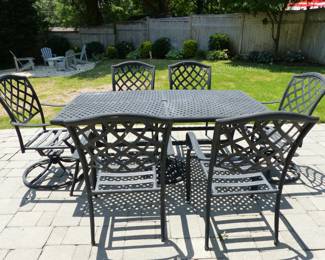 Outdoor table with 6 chairs (no cushions)