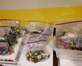 Lego Nirvana. A large selection.