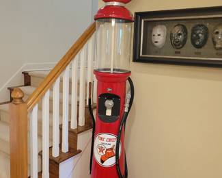 Lighted Texaco 25 cent Gumball Machine.
