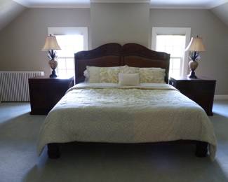 Tommy Bahama king size bed & pair of night tables, lamps