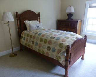 Wicker twin bed