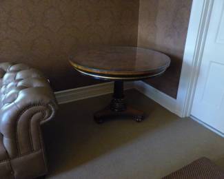 Round entrance/side table