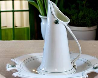 DELFT Pottery Wash Set $89 or bid #119